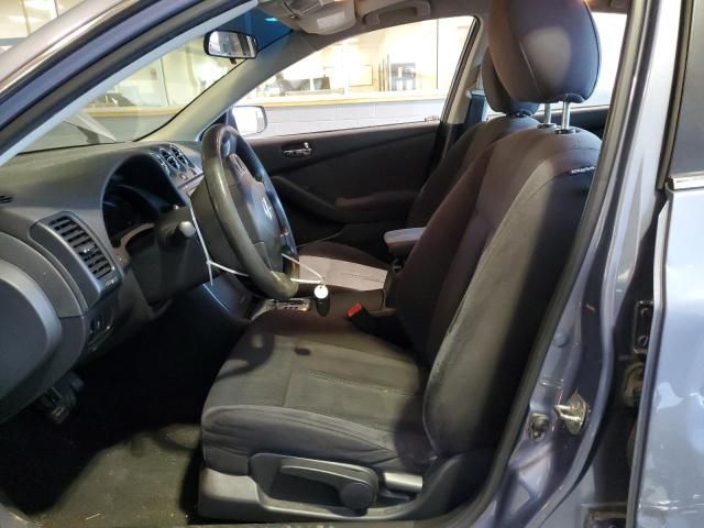 2011 Nissan Altima Base