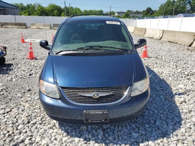 2002 Chrysler Town & Country EX