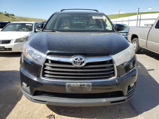 2015 Toyota Highlander LE