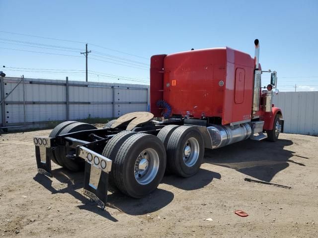 2006 Freightliner Conventional FLD132 XL Classic