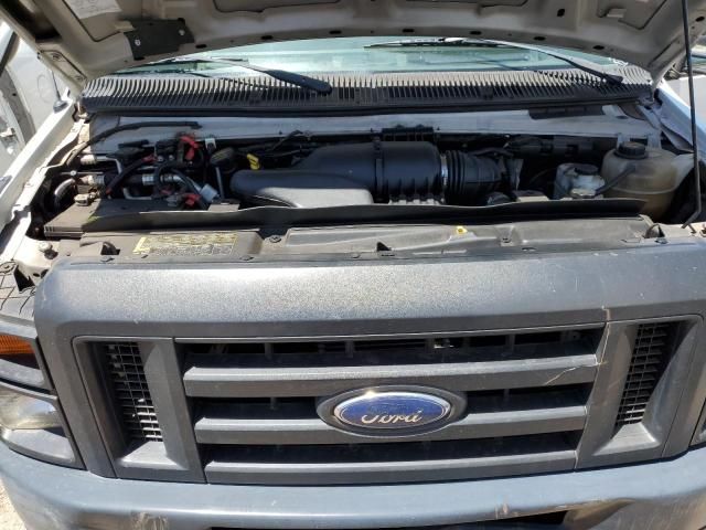 2011 Ford Econoline E350 Super Duty Van