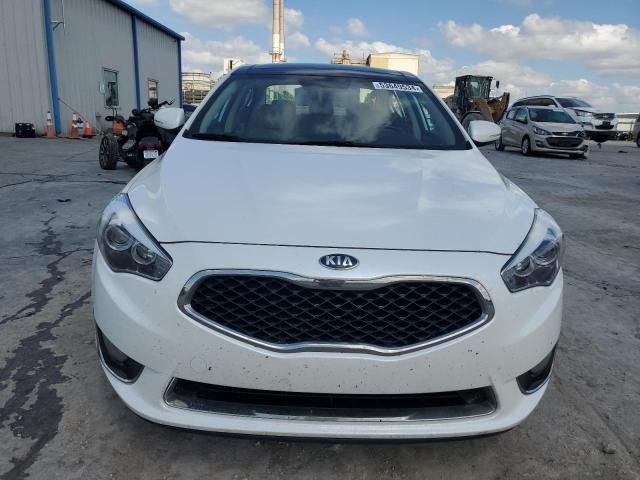 2016 KIA Cadenza Luxury