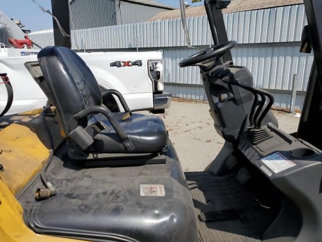 2006 Caterpillar Forklift