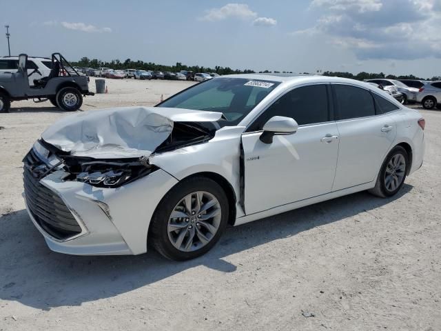 2020 Toyota Avalon XLE