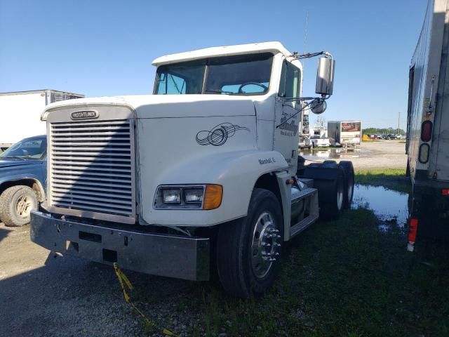 2000 Freightliner Conventional FLD120