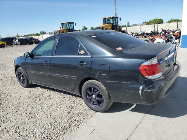 2005 Toyota Camry LE