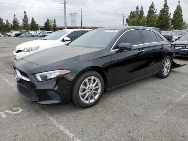 2020 Mercedes-Benz A 220