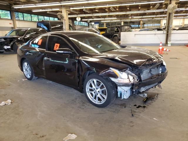 2010 Nissan Maxima S