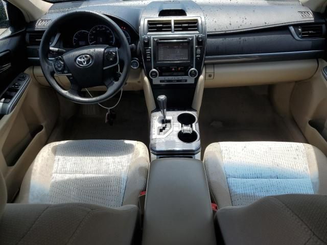 2014 Toyota Camry Hybrid