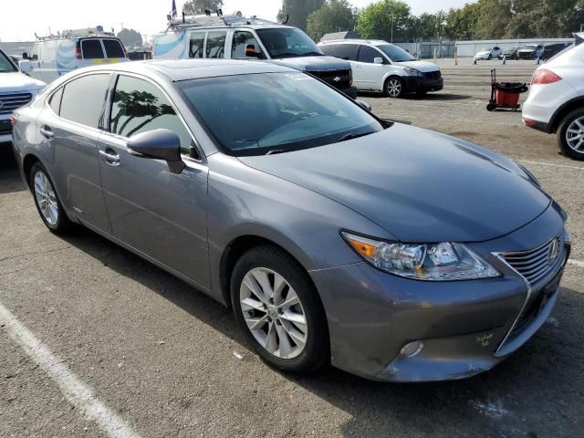 2015 Lexus ES 300H