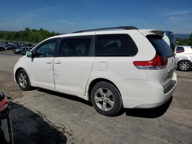 2012 Toyota Sienna LE