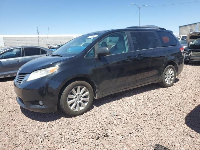 2014 Toyota Sienna XLE