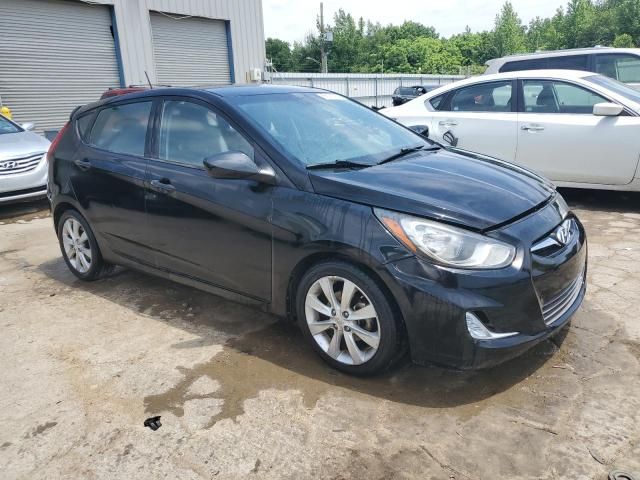 2012 Hyundai Accent GLS