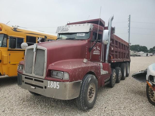 1995 Kenworth Construction T600