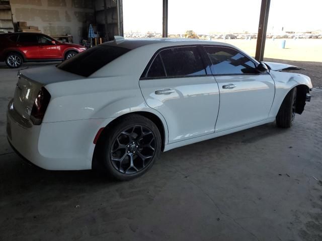 2019 Chrysler 300 Touring