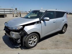 KIA Soul lx Vehiculos salvage en venta: 2020 KIA Soul LX