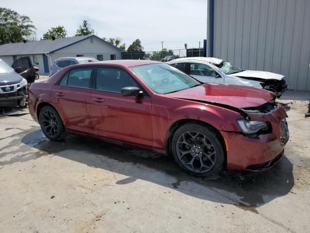 2019 Chrysler 300 Touring