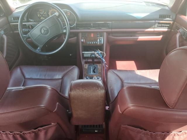 1990 Mercedes-Benz 560 SEL