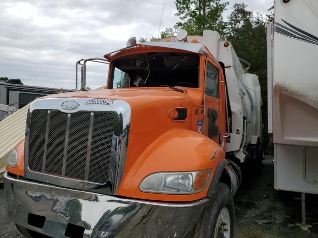 2018 Peterbilt 348