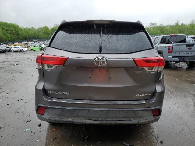 2019 Toyota Highlander SE