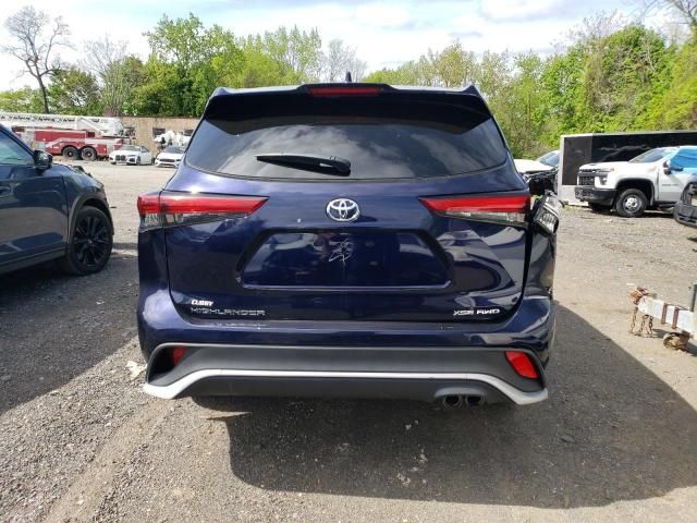 2022 Toyota Highlander XSE