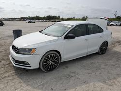 Vehiculos salvage en venta de Copart West Palm Beach, FL: 2015 Volkswagen Jetta SE