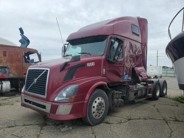 2013 Volvo VN VNL