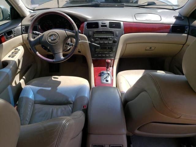 2002 Lexus ES 300