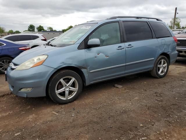 2006 Toyota Sienna XLE