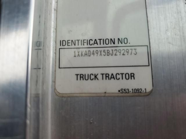 2011 Kenworth Construction T660