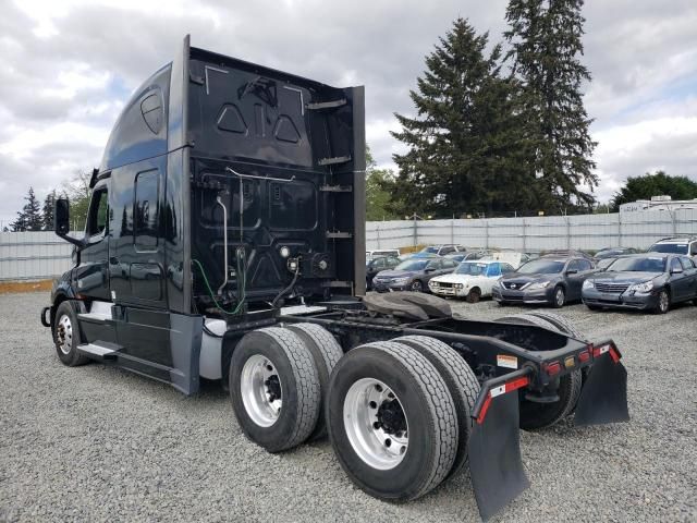 2019 Freightliner Cascadia 126