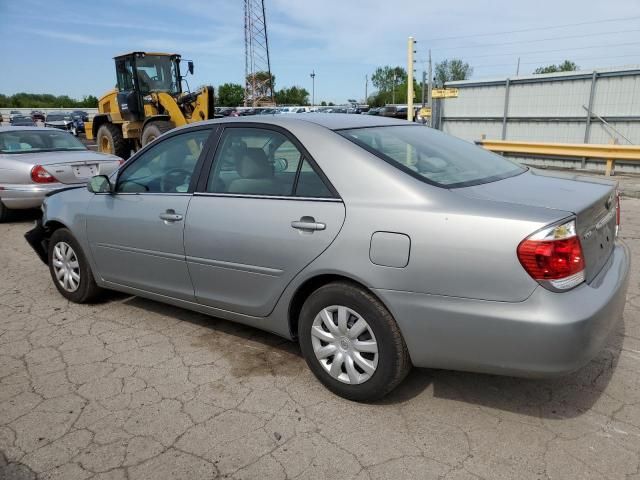 2005 Toyota Camry LE