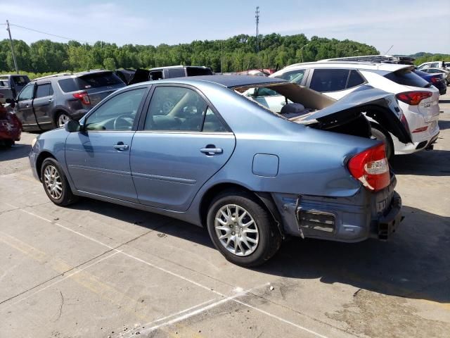 2004 Toyota Camry LE