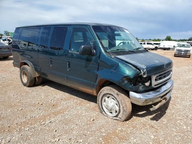 2000 Ford Econoline E350 Super Duty Wagon