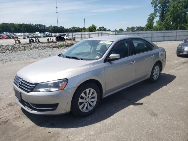 2013 Volkswagen Passat S