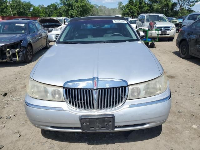 2000 Lincoln Town Car Signature