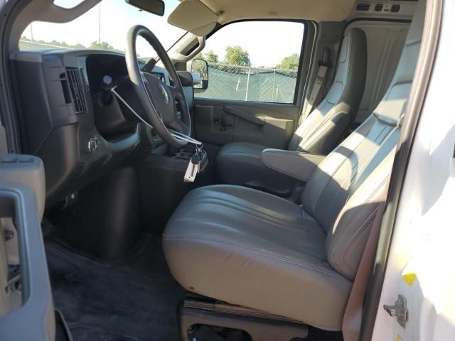 2018 Chevrolet Express G2500