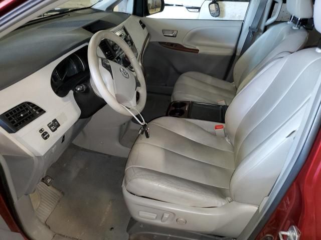 2012 Toyota Sienna XLE