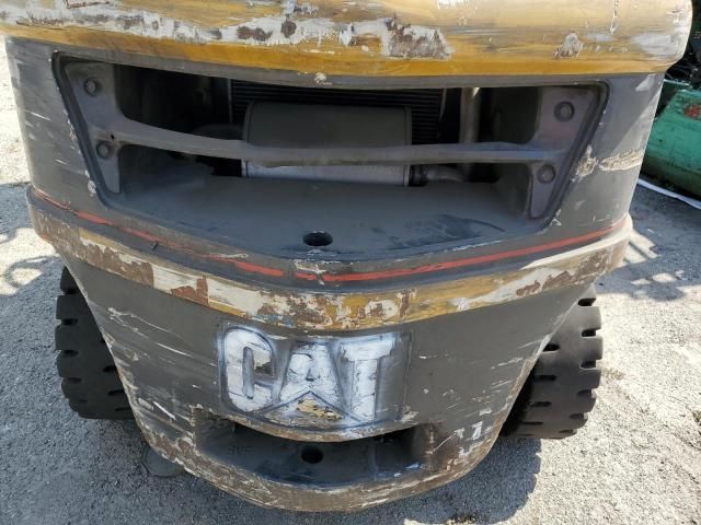 2006 Caterpillar Forklift