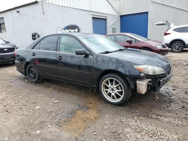 2004 Toyota Camry LE