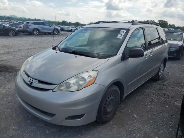 2009 Toyota Sienna CE