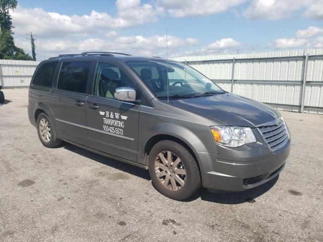 2010 Chrysler Town & Country Touring Plus