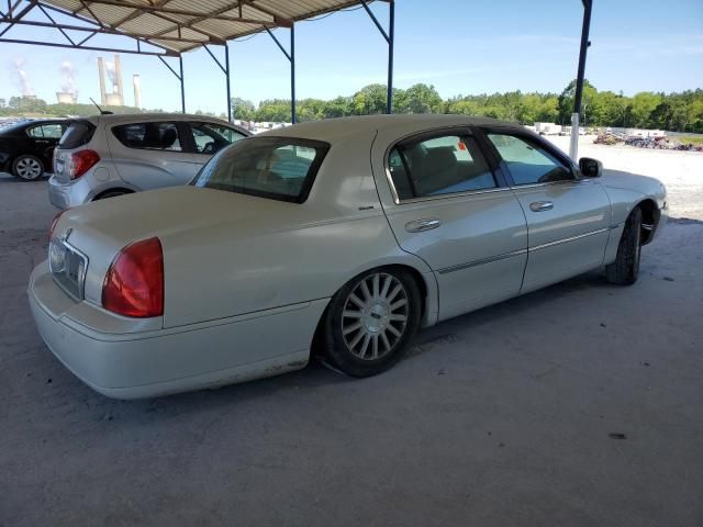 2004 Lincoln Town Car Ultimate