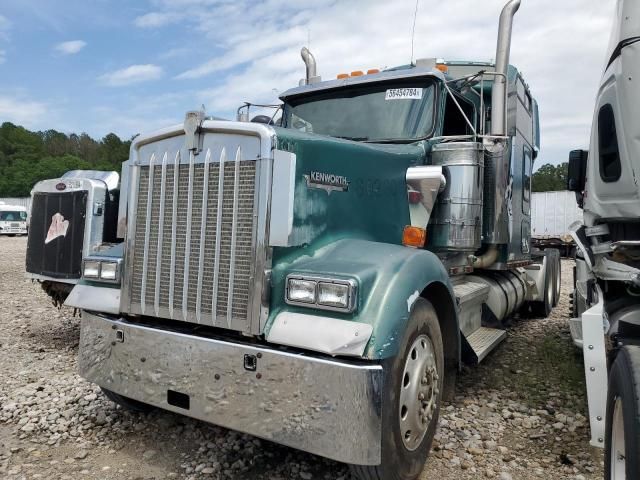 1998 Kenworth Construction W900