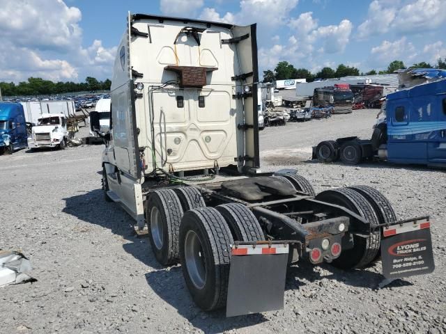 2016 Freightliner Cascadia 125