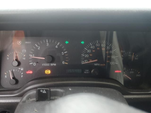 2000 Jeep Cherokee SE