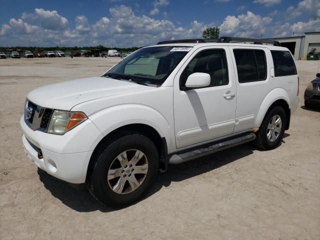 2007 Nissan Pathfinder LE