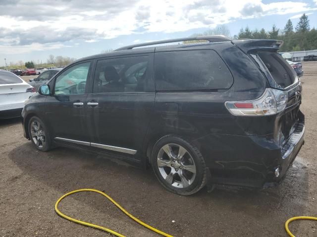 2013 Toyota Sienna Sport