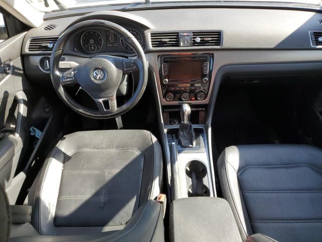 2014 Volkswagen Passat SE