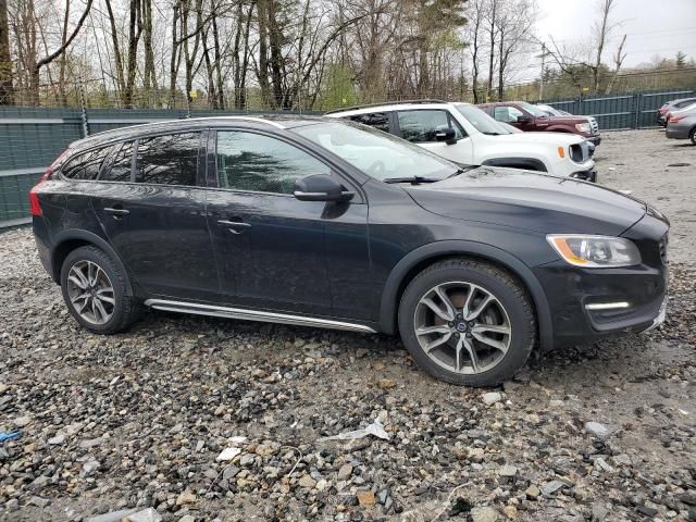 2016 Volvo V60 Cross Country Premier